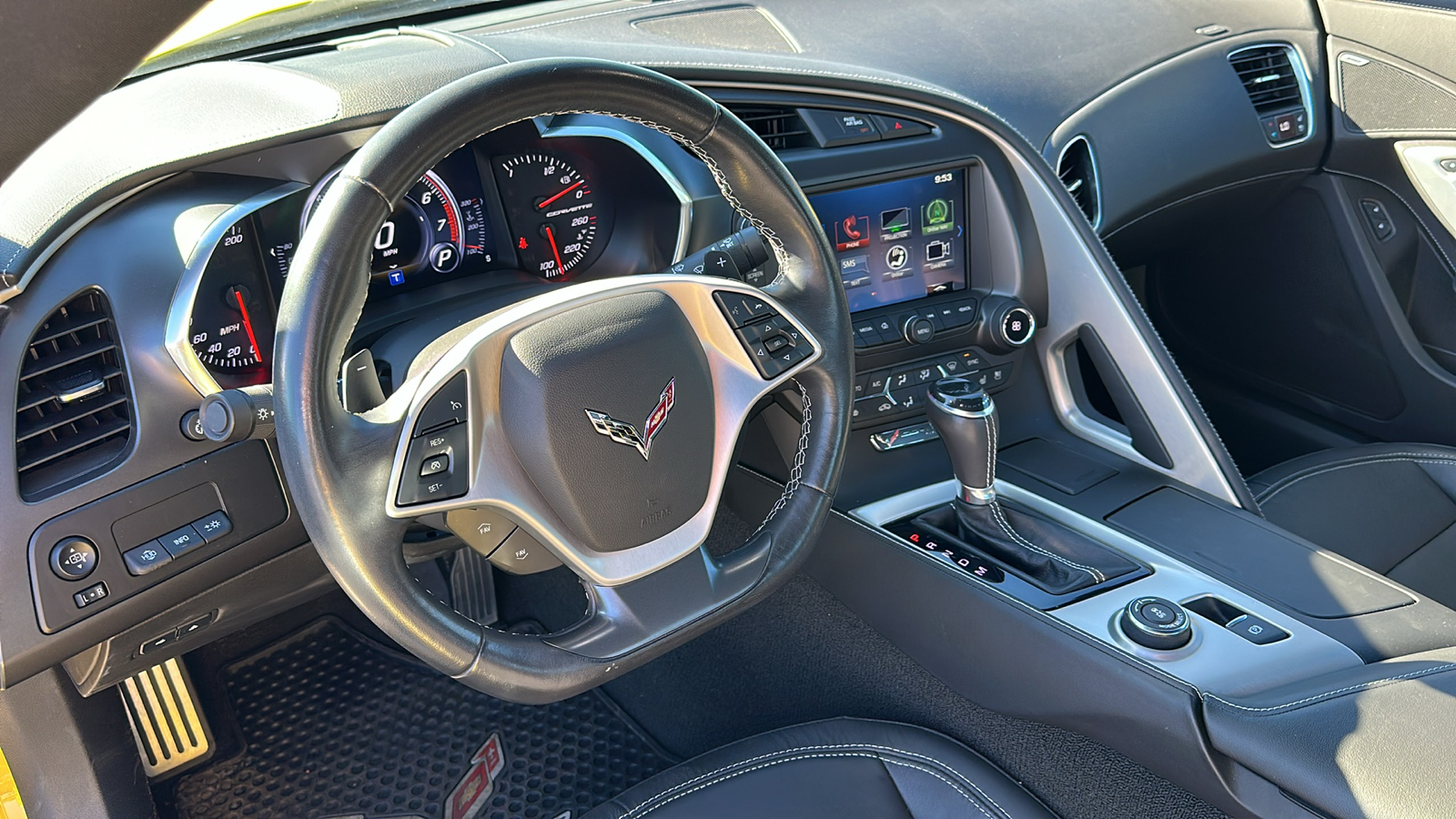 2019 Chevrolet Corvette Stingray 2LT 10