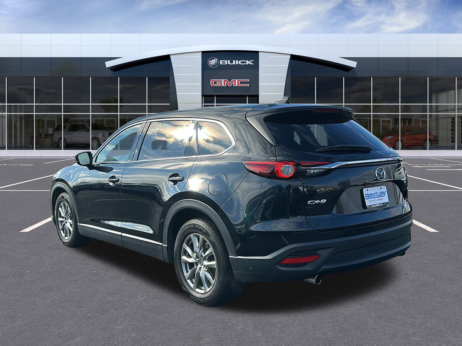 2019 Mazda CX-9 Touring 3