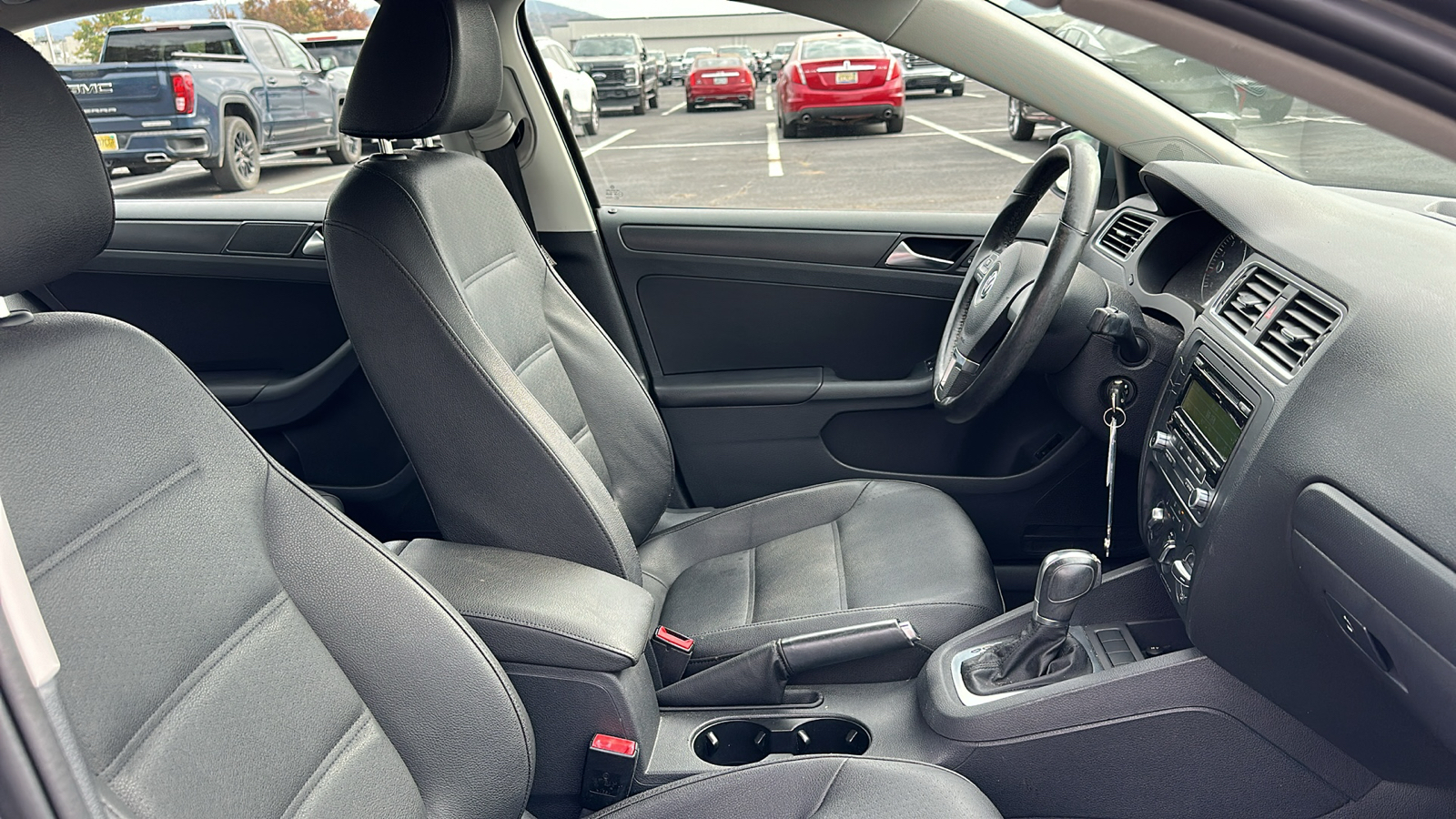 2012 Volkswagen Jetta SE w/Convenience 13