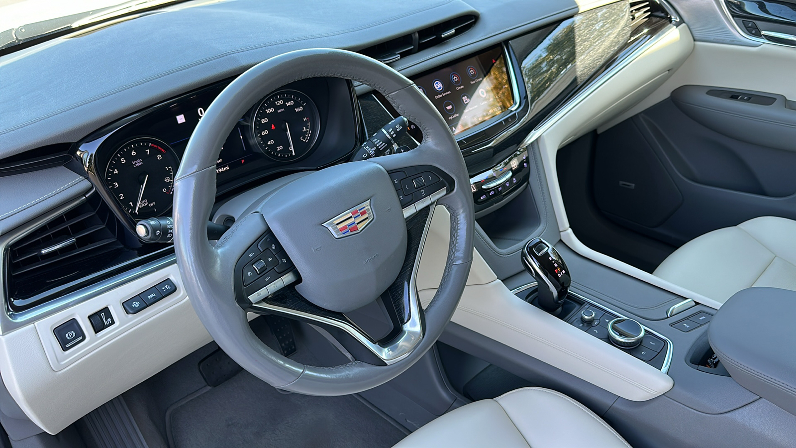 2022 Cadillac XT6 Premium Luxury 14