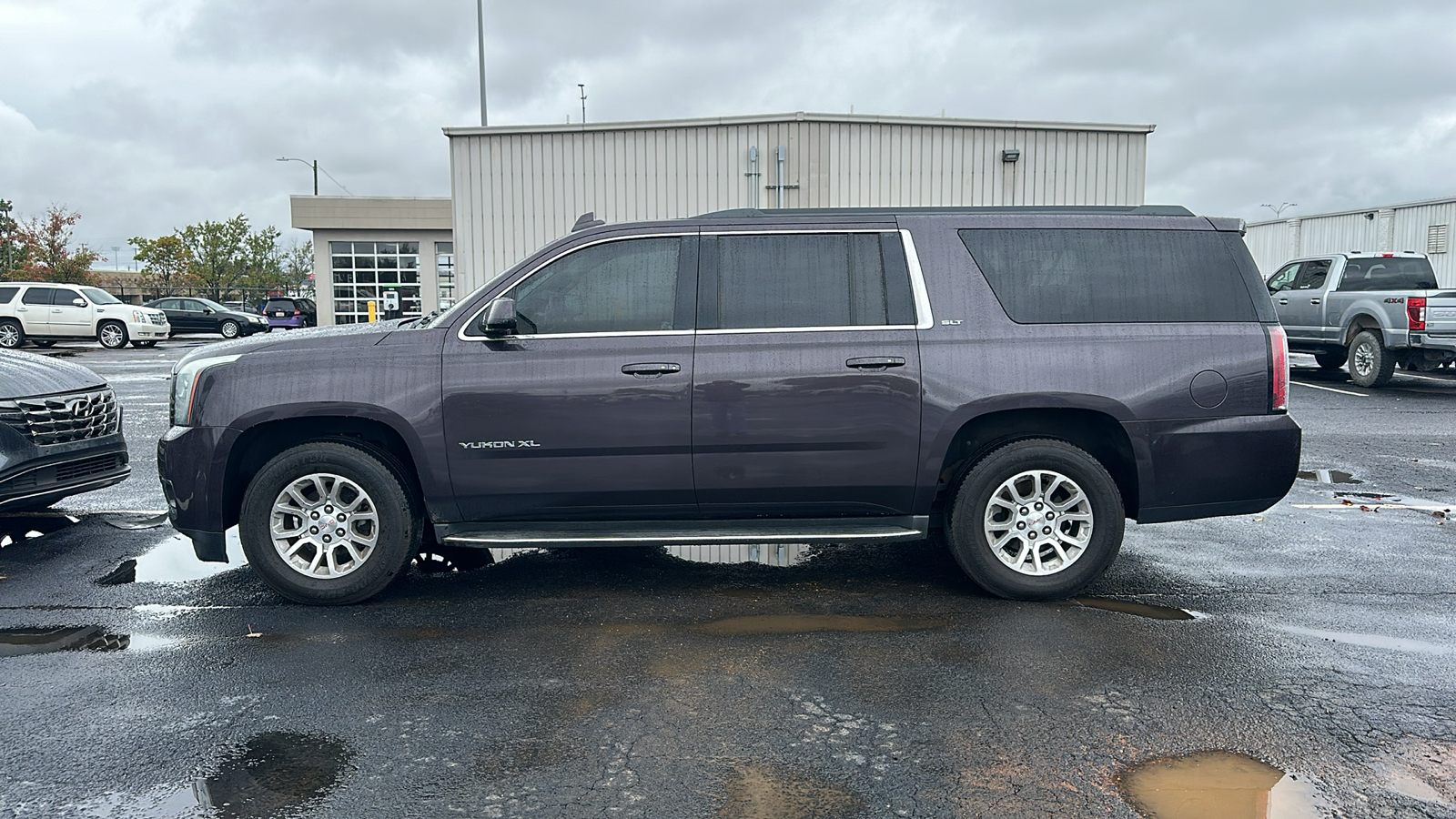 2015 GMC Yukon XL SLT 2