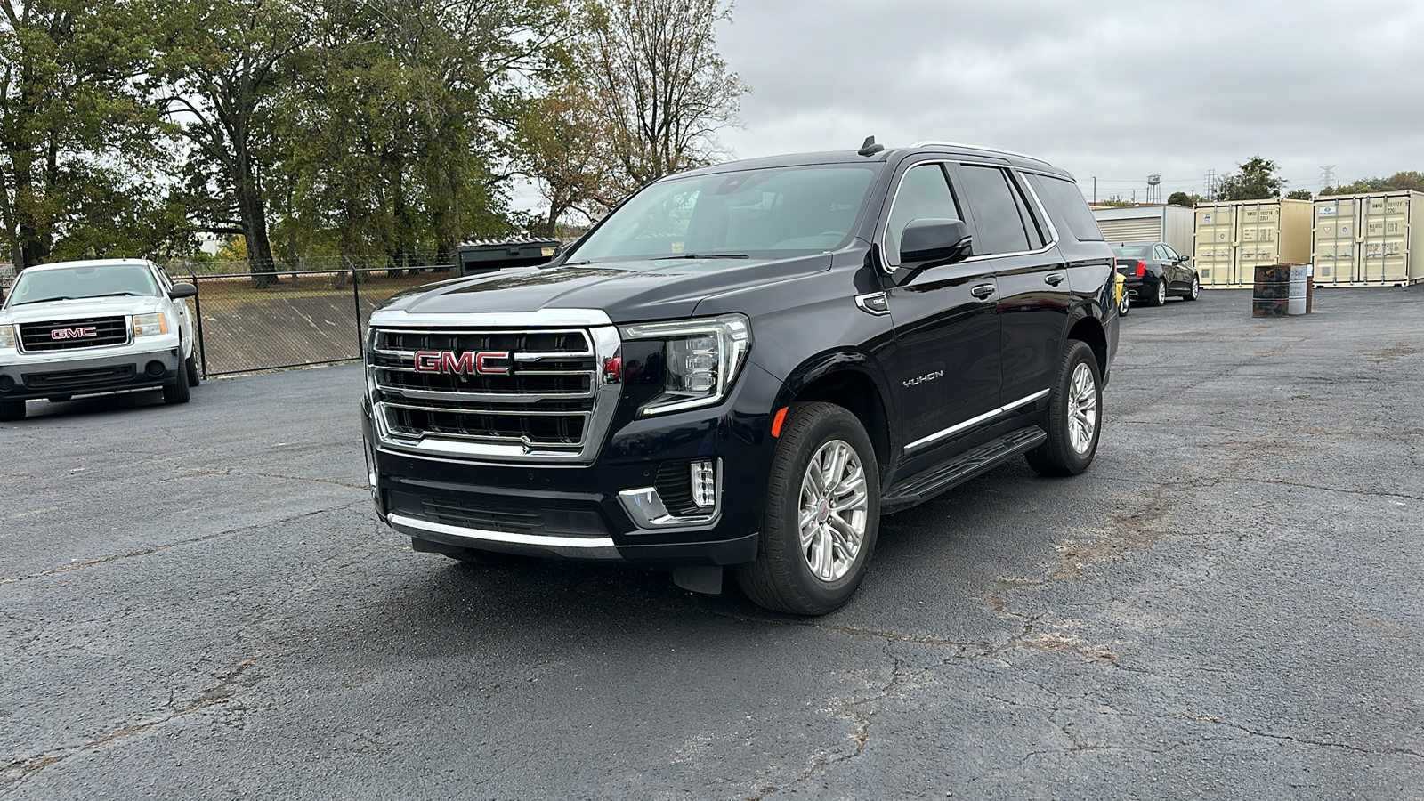 2022 GMC Yukon SLT 1