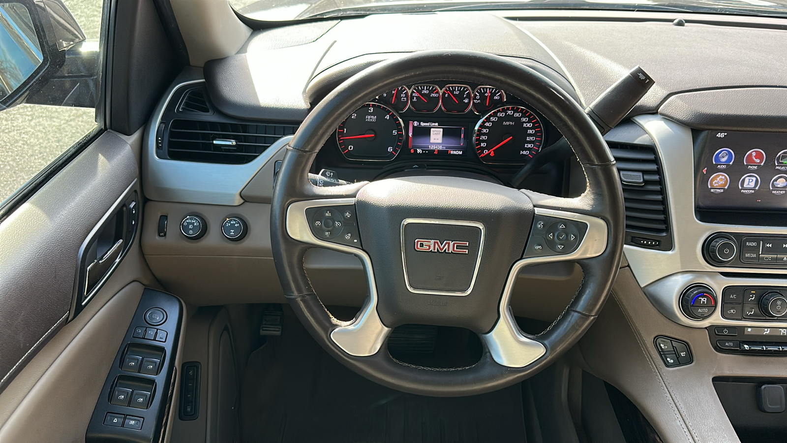 2016 GMC Yukon SLT 12