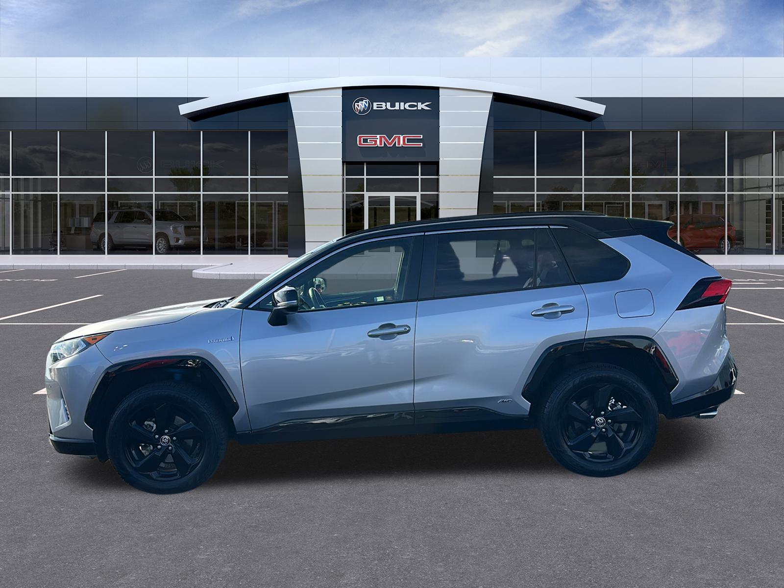 2020 Toyota RAV4 Hybrid XSE 2