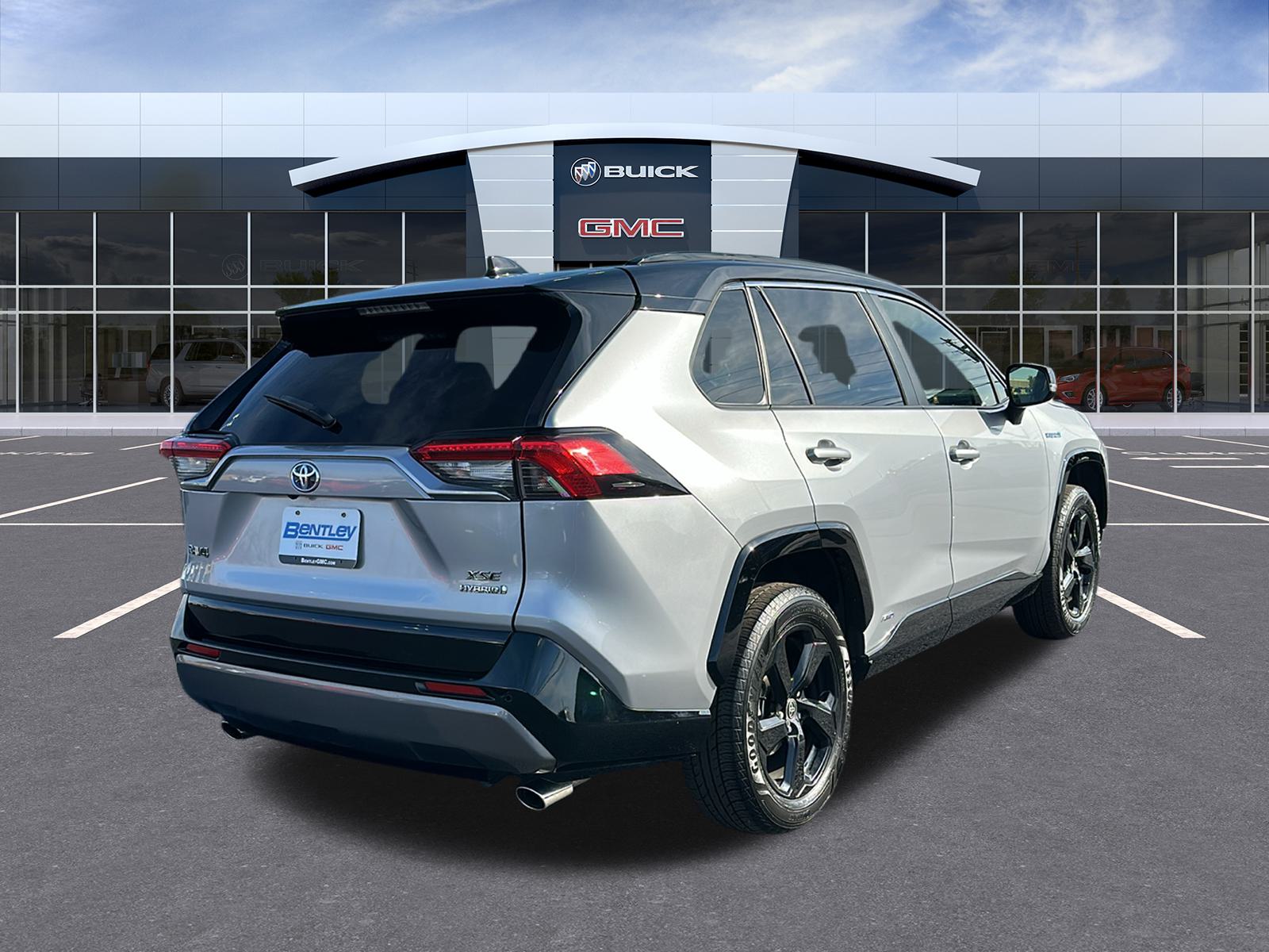 2020 Toyota RAV4 Hybrid XSE 5