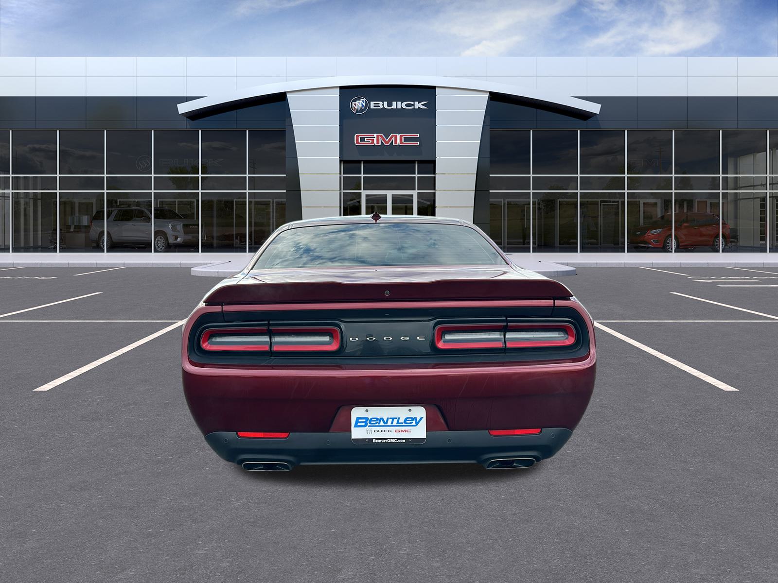 2022 Dodge Challenger R/T 4