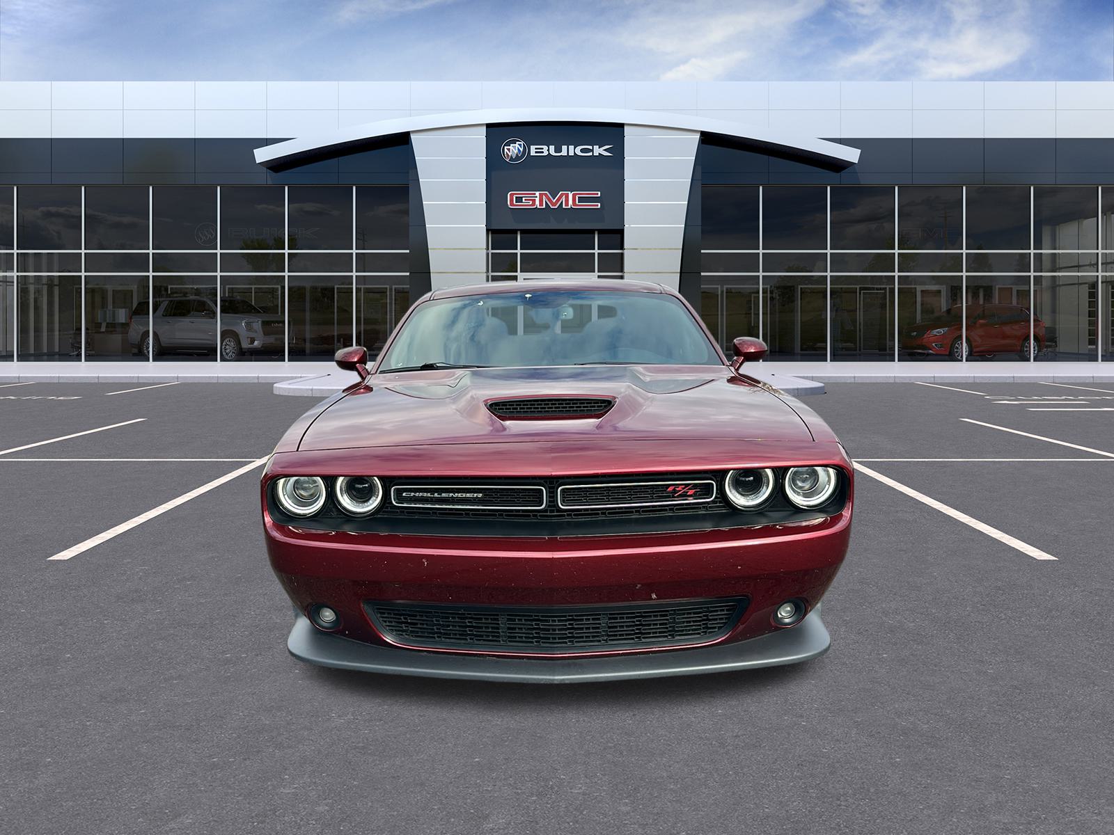 2022 Dodge Challenger R/T 8