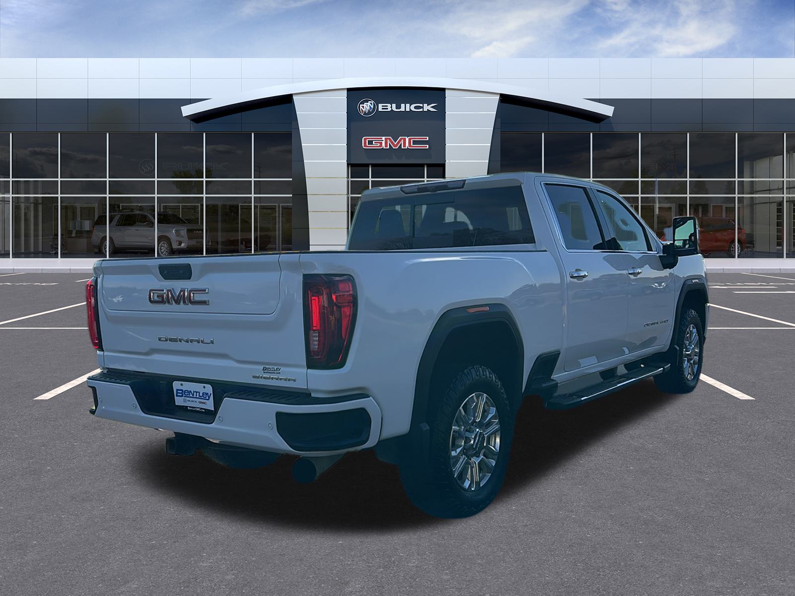 2023 GMC Sierra Denali 5