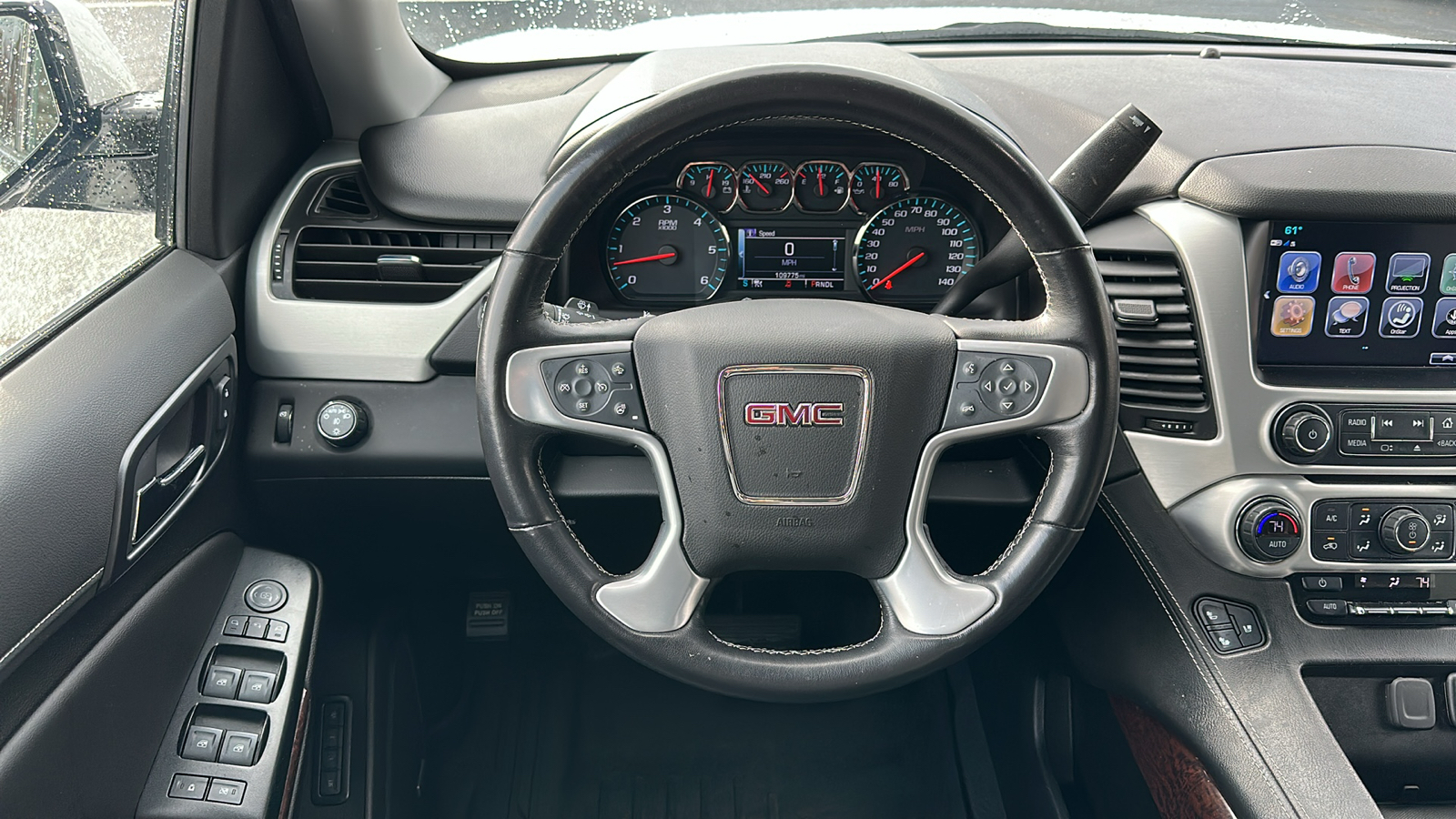 2020 GMC Yukon SLT 12