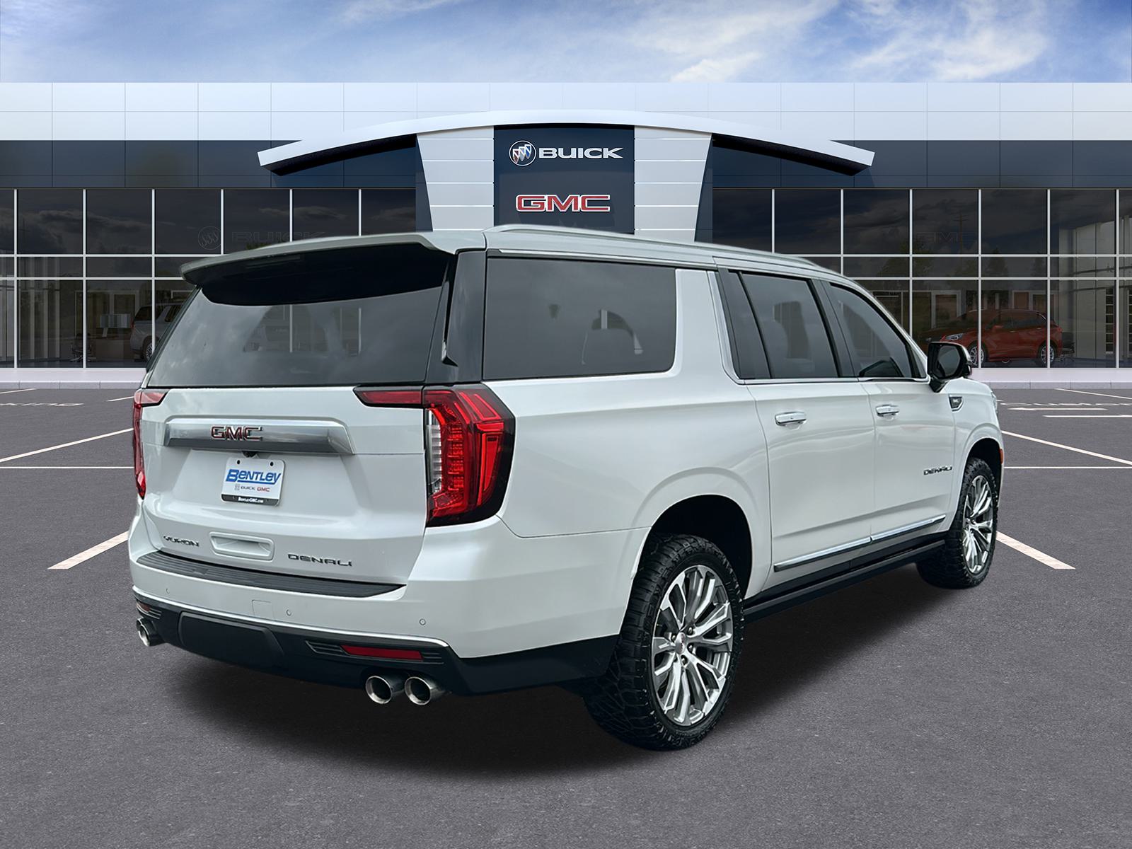 2022 GMC Yukon XL Denali 5