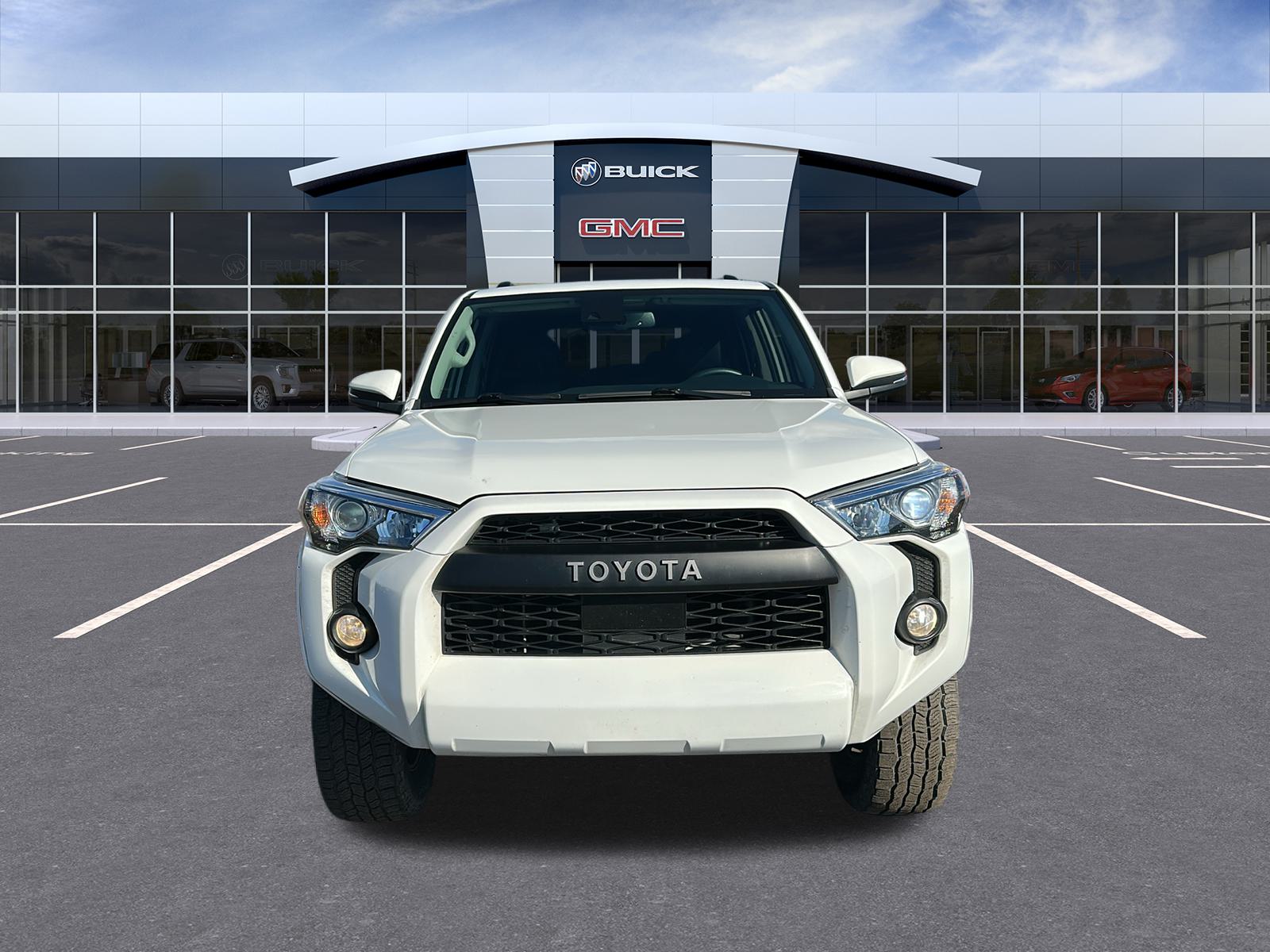 2020 Toyota 4Runner SR5 Premium 8