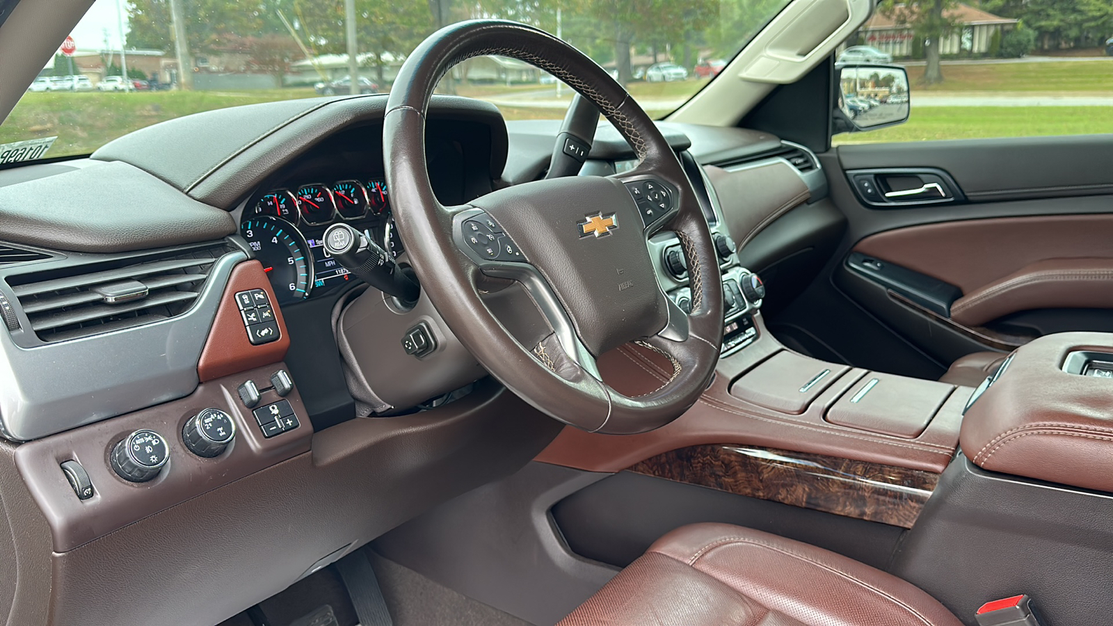 2019 Chevrolet Suburban Premier 11