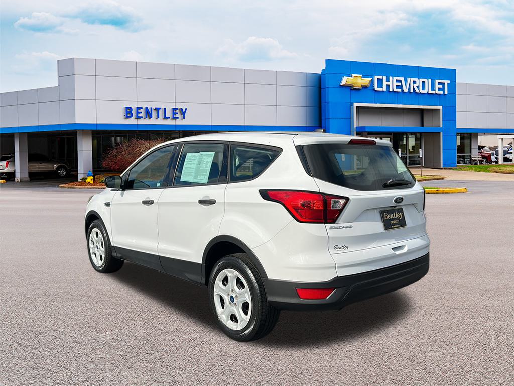 2019 Ford Escape S 3