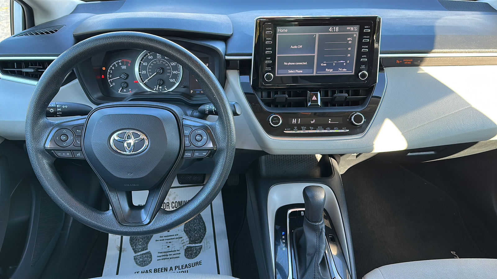 2020 Toyota Corolla LE 14