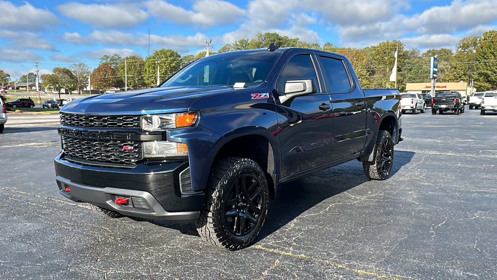 2021 Chevrolet Silverado Custom Trail Boss 1