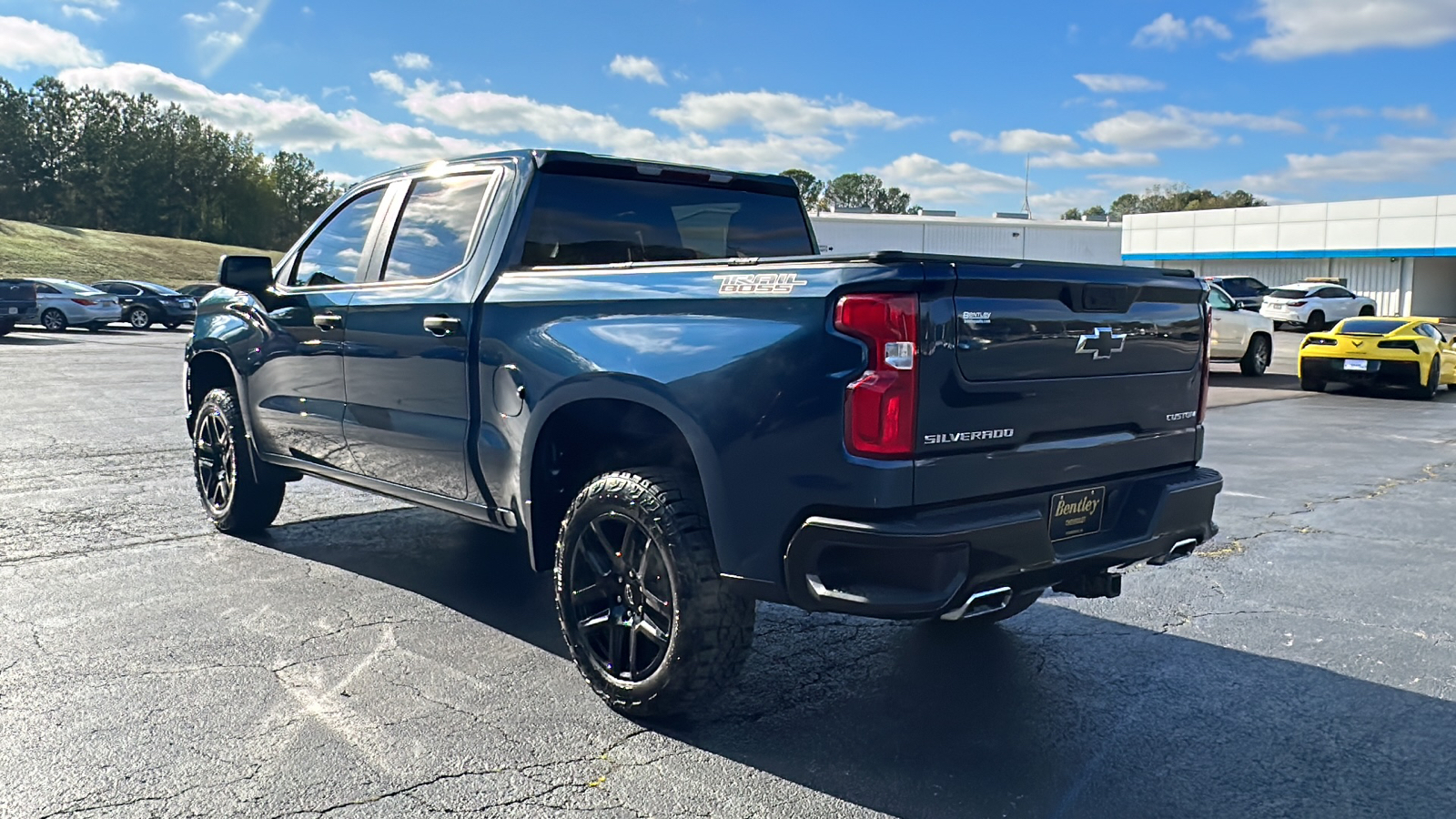 2021 Chevrolet Silverado Custom Trail Boss 3