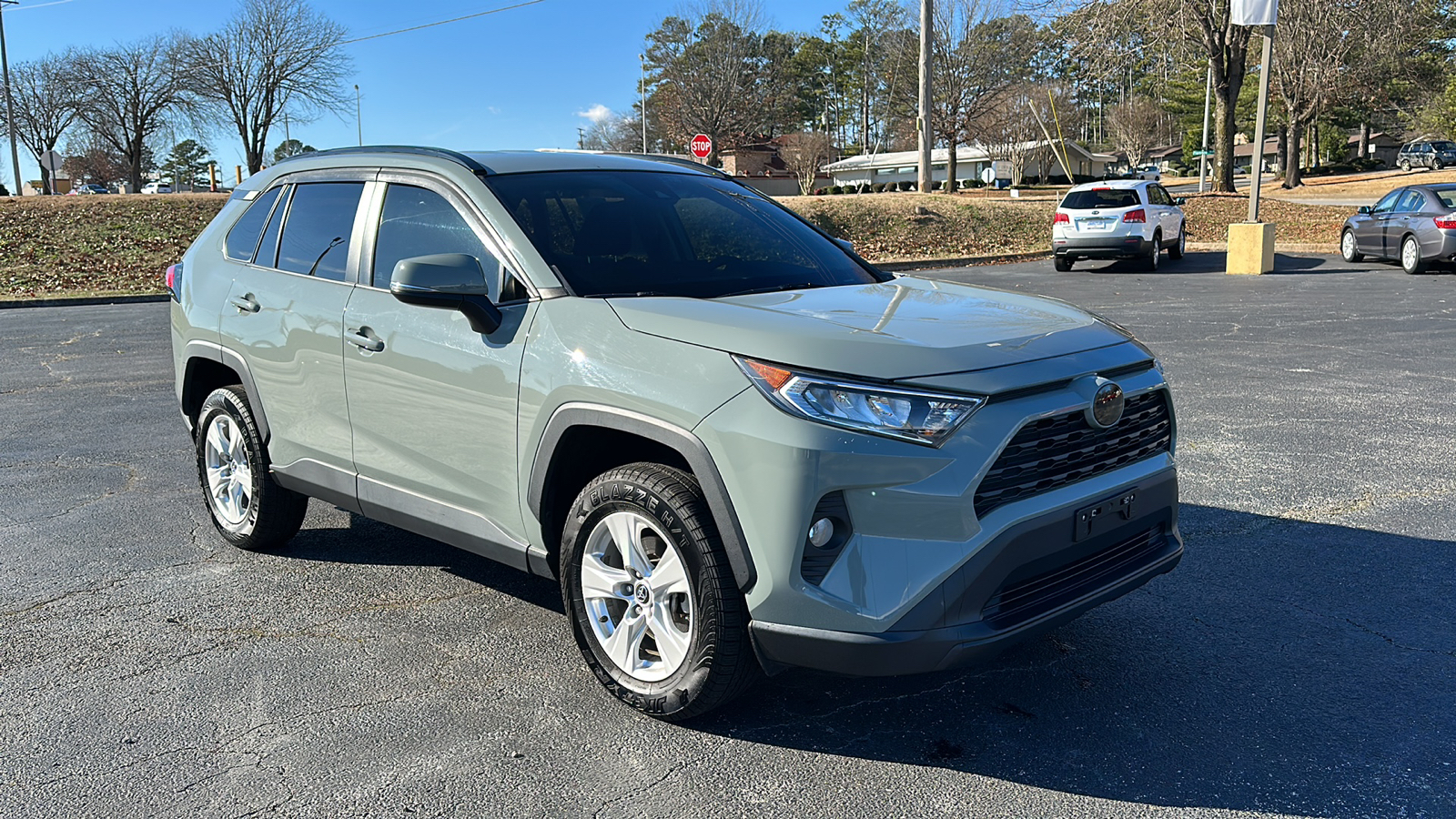 2021 Toyota RAV4 XLE 9