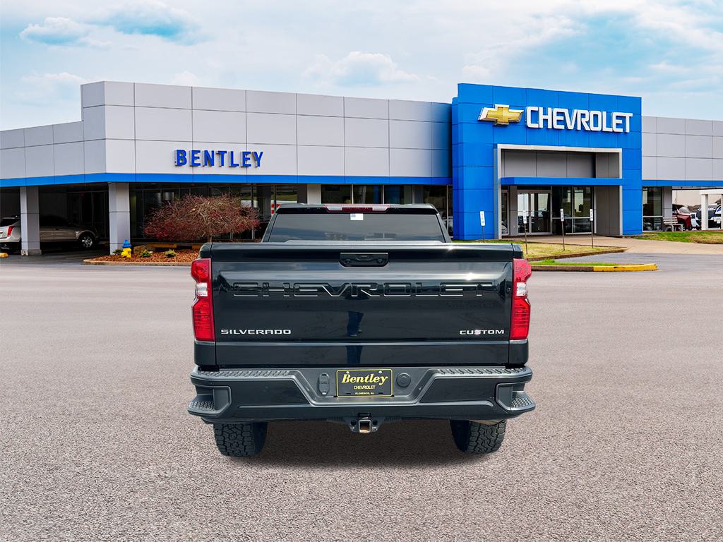 2022 Chevrolet Silverado Custom Trail Boss 4