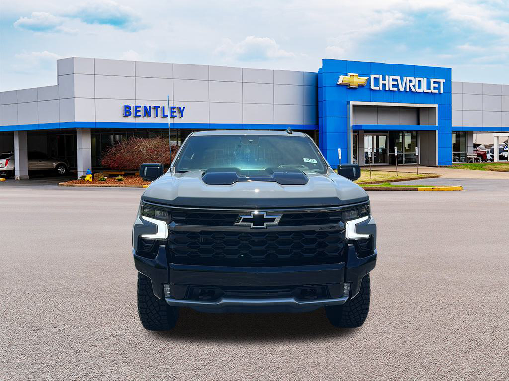 2024 Chevrolet Silverado ZR2 8