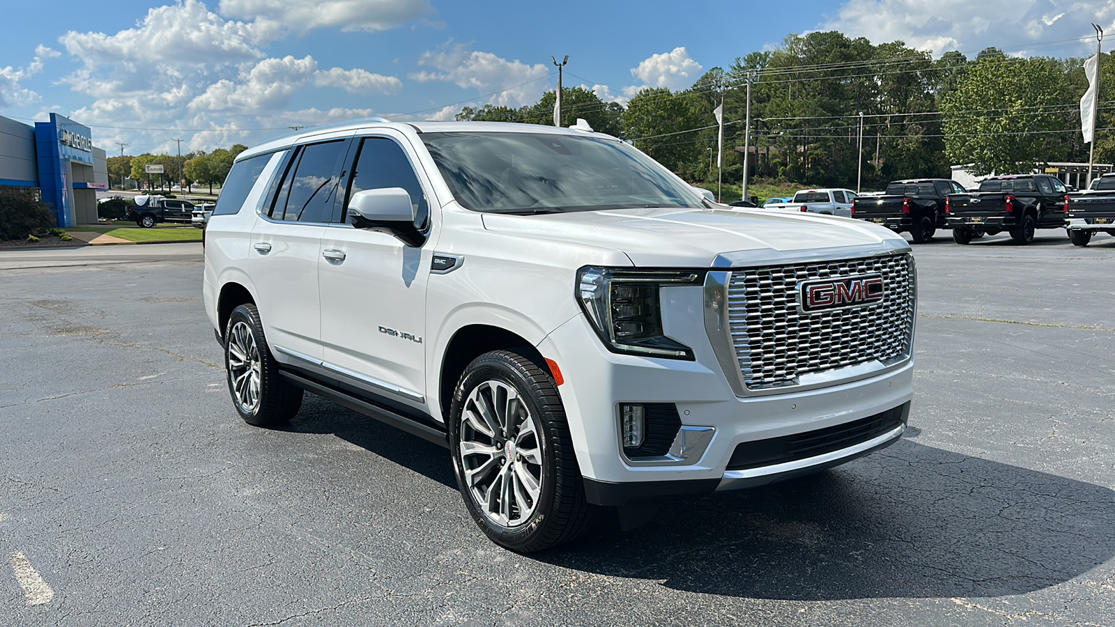 2021 GMC Yukon Denali 1