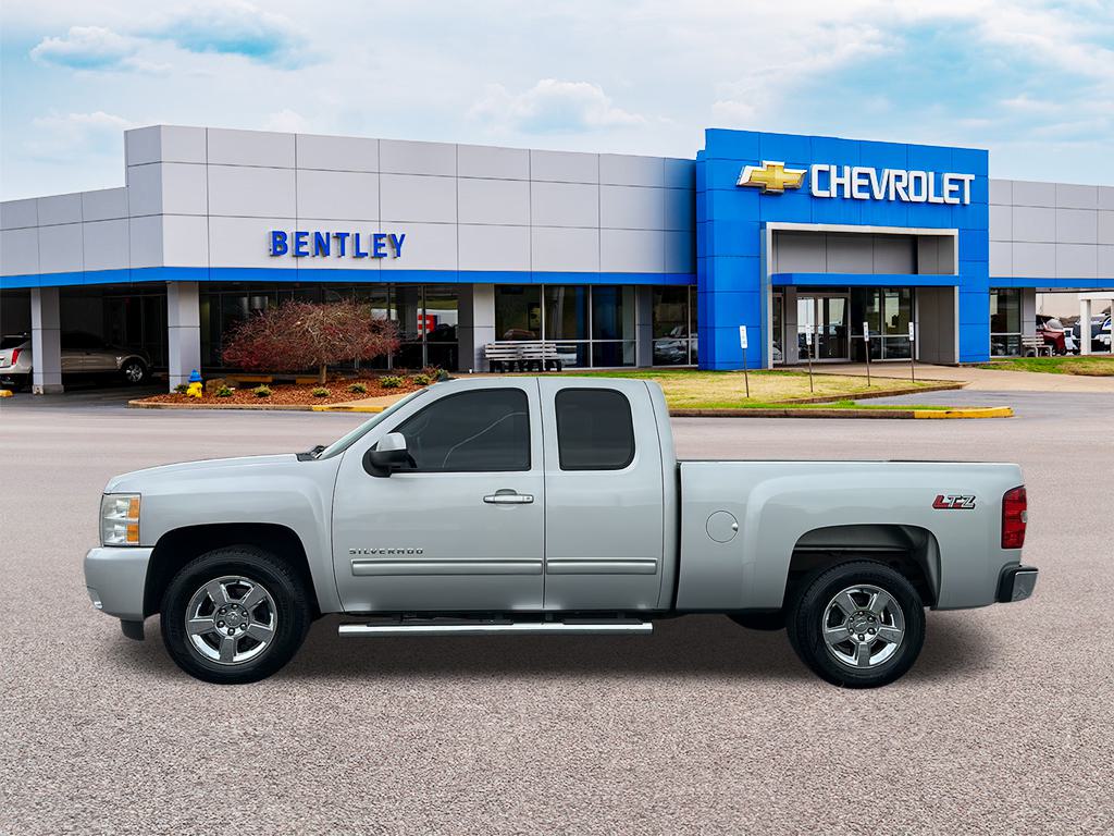 2010 Chevrolet Silverado LTZ 2