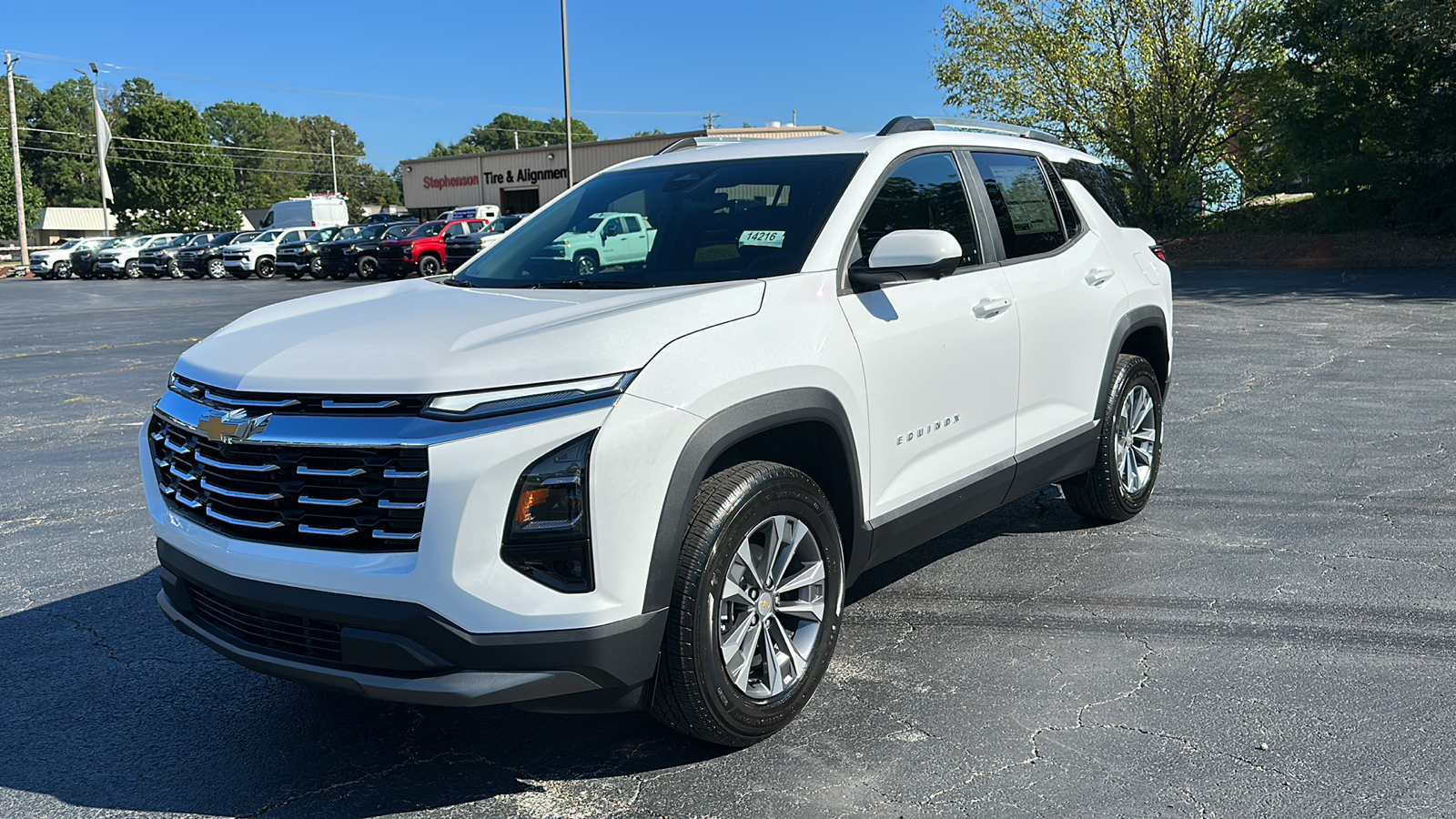 2025 Chevrolet Equinox FWD LT 18