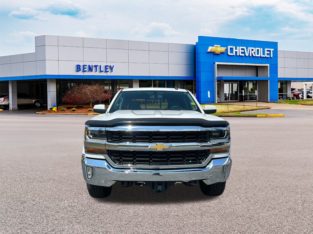 2017 Chevrolet Silverado LT 8