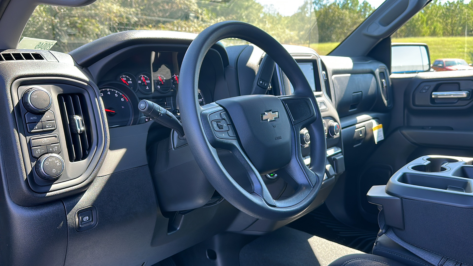 2024 Chevrolet Silverado Custom 7