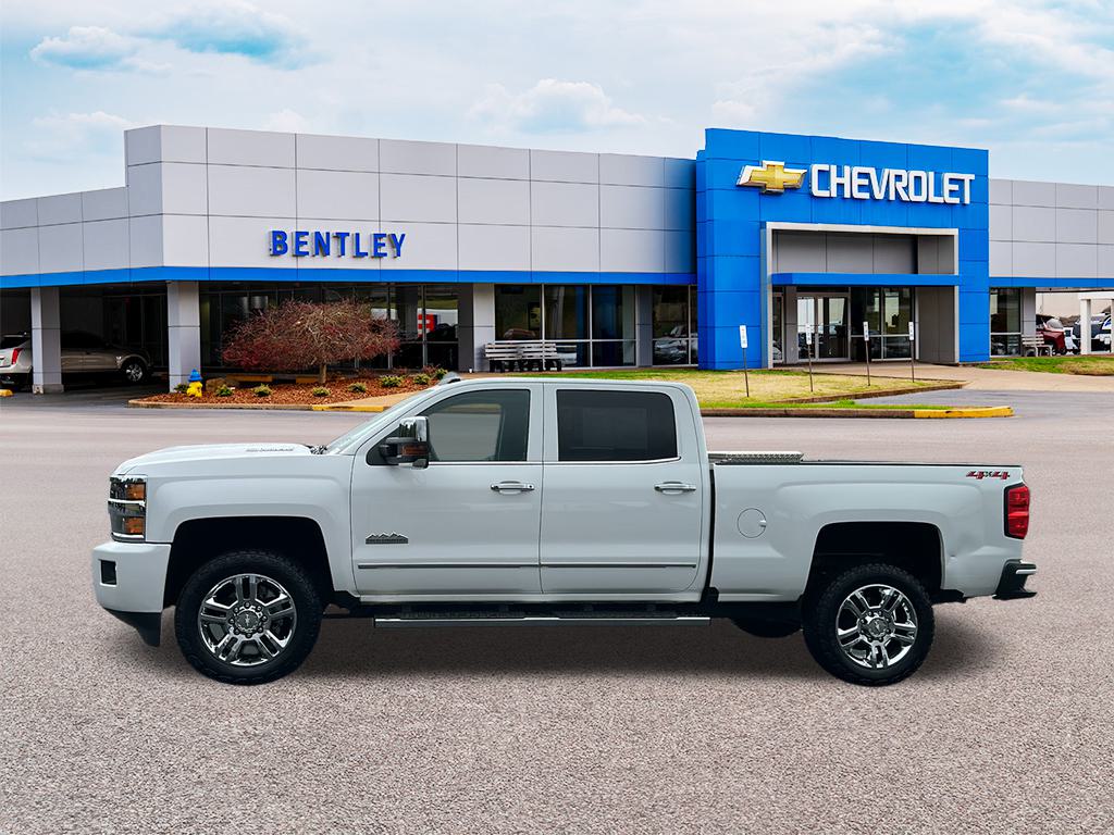 2019 Chevrolet Silverado High Country 2