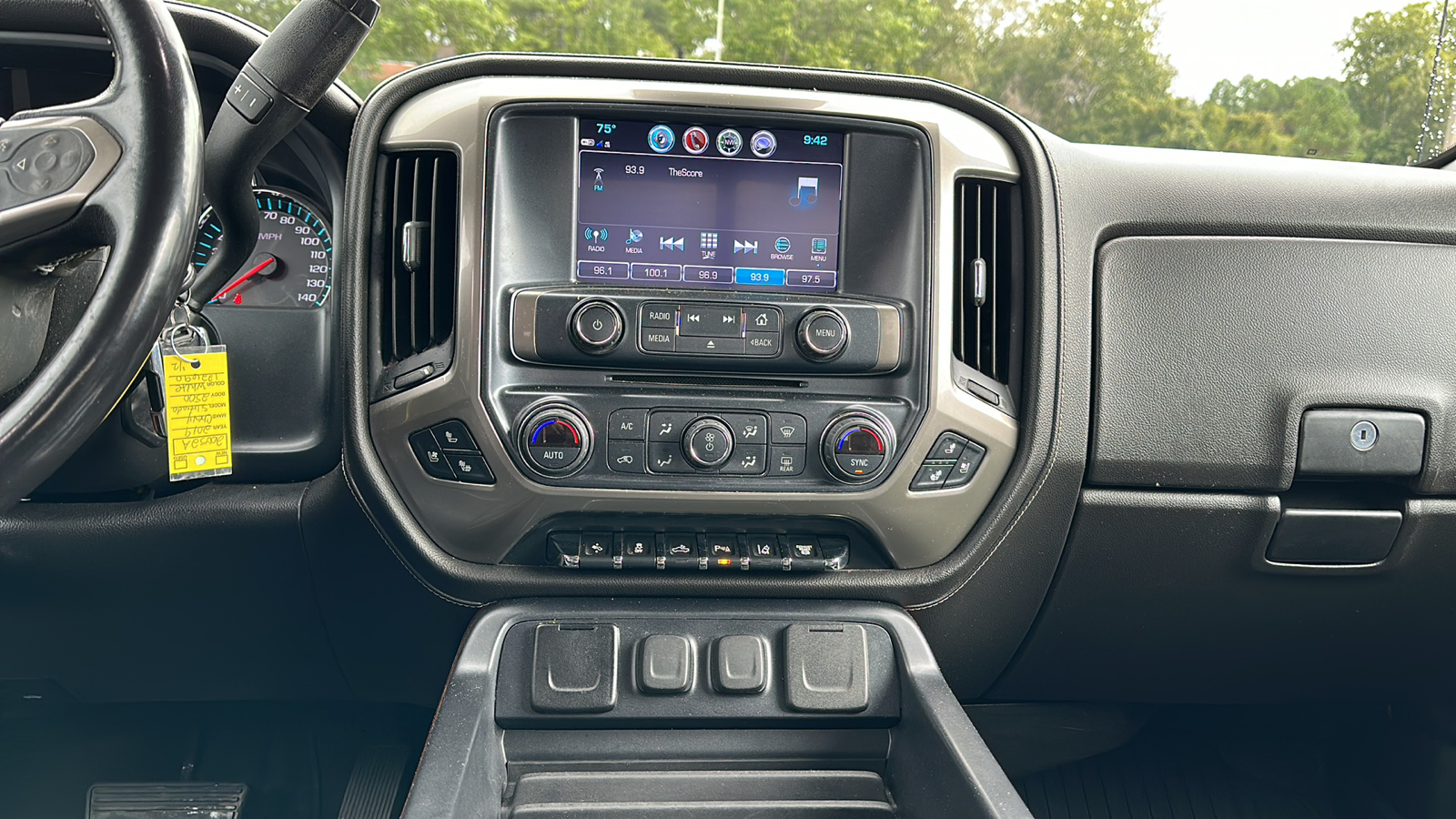 2019 Chevrolet Silverado High Country 17