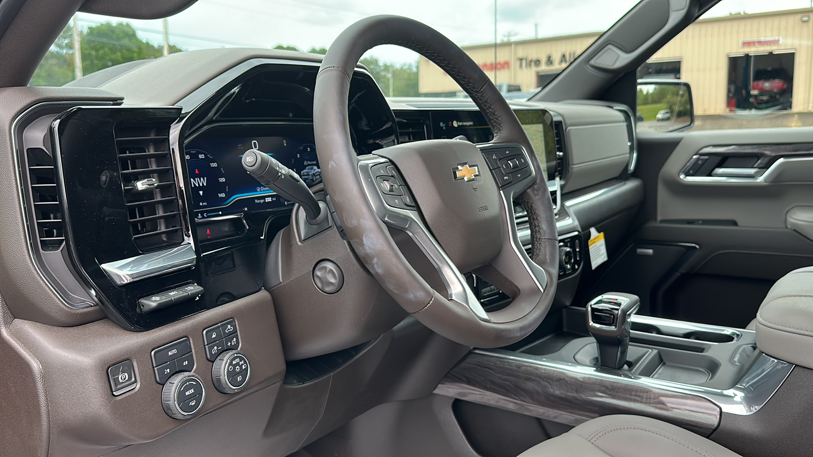 2025 Chevrolet Silverado RST 11