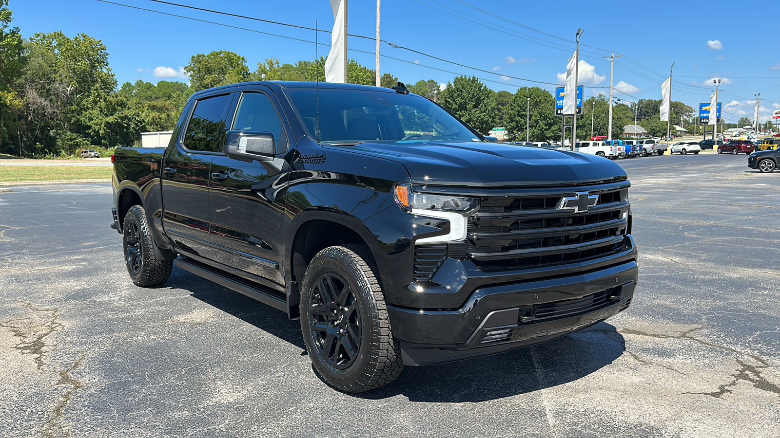 2025 Chevrolet Silverado High Country 9