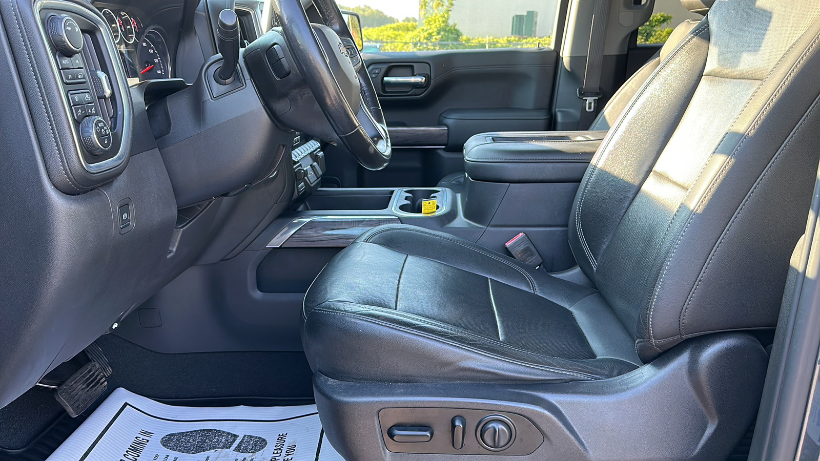 2019 Chevrolet Silverado LTZ 6