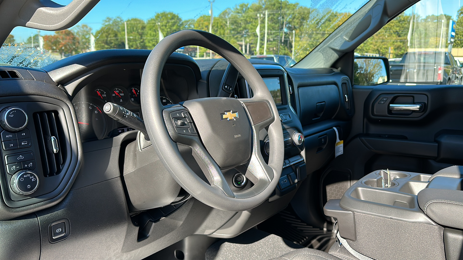 2025 Chevrolet Silverado Custom 7