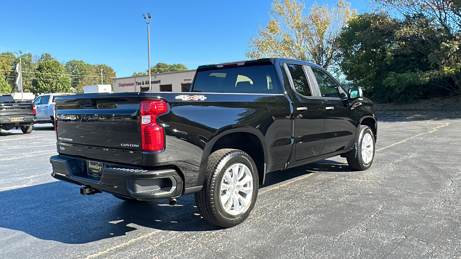 2025 Chevrolet Silverado Custom 19