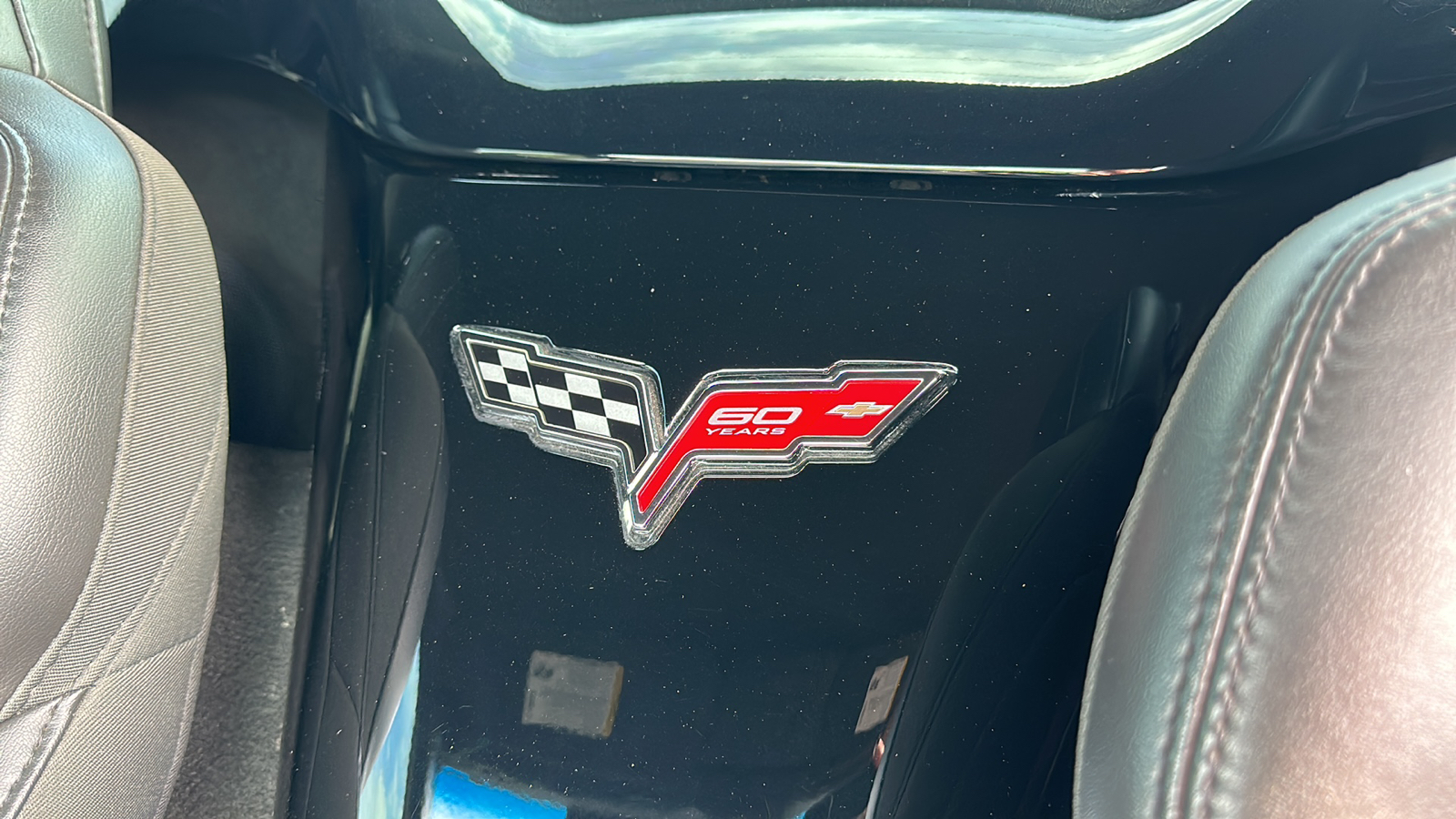 2013 Chevrolet Corvette 2LT 19