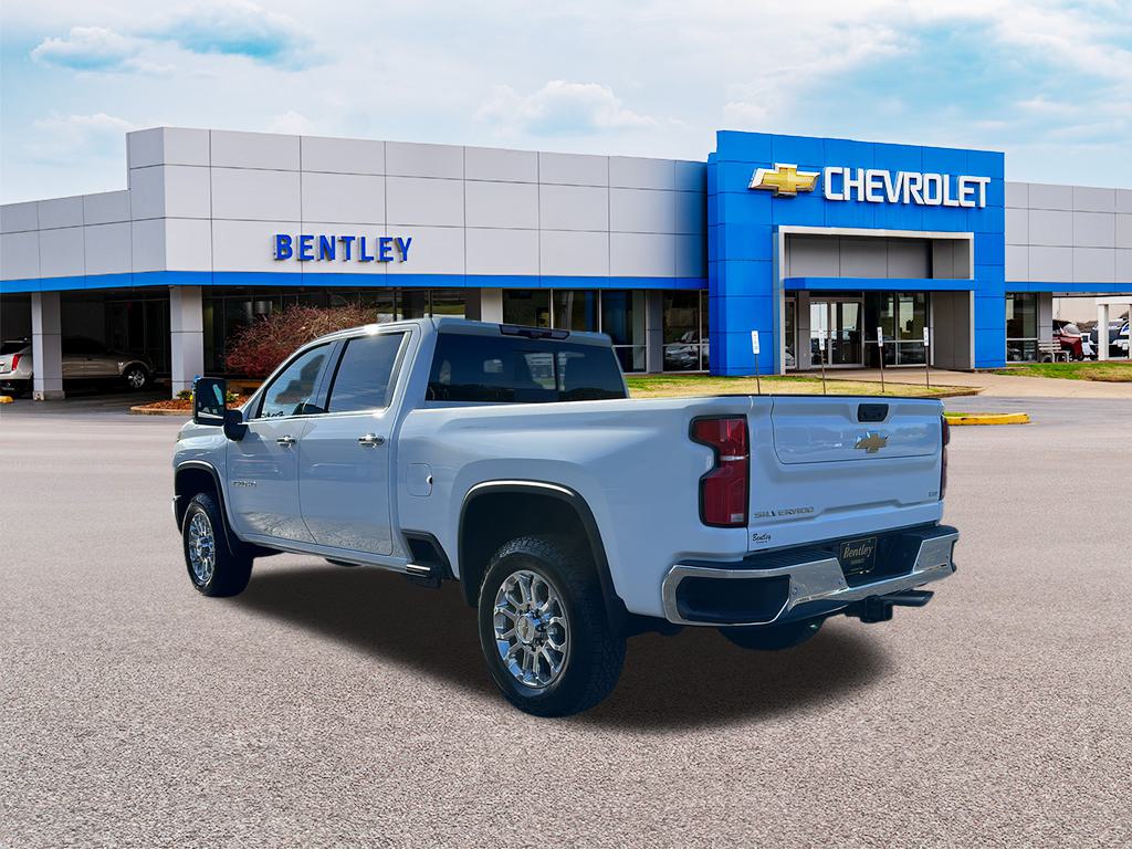 2025 Chevrolet Silverado LTZ 3