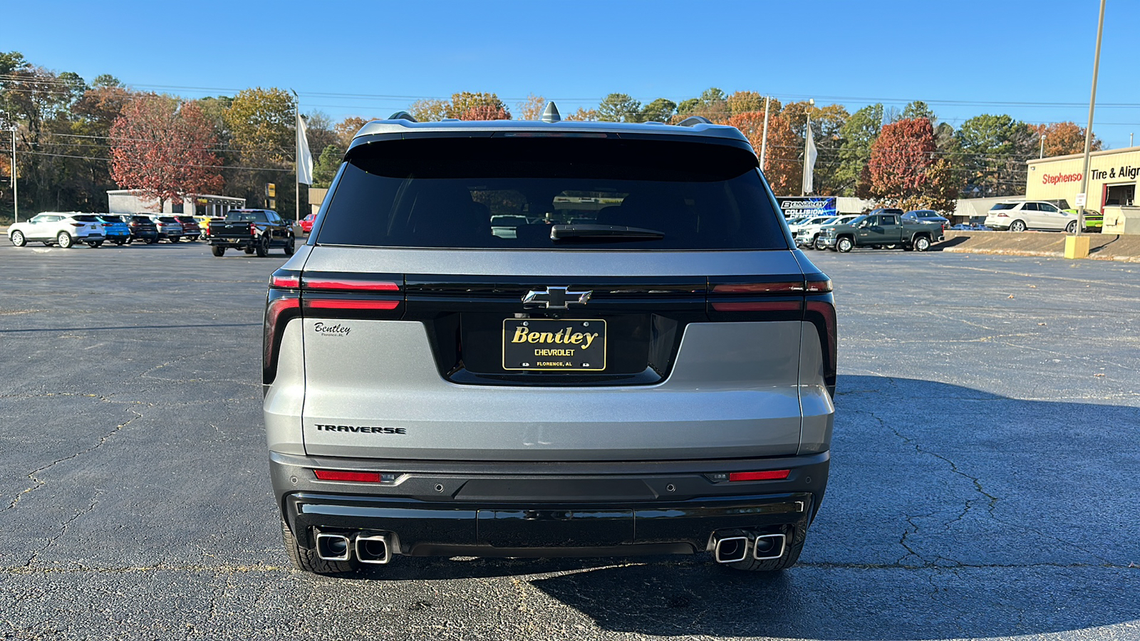 2025 Chevrolet Traverse FWD LT 24