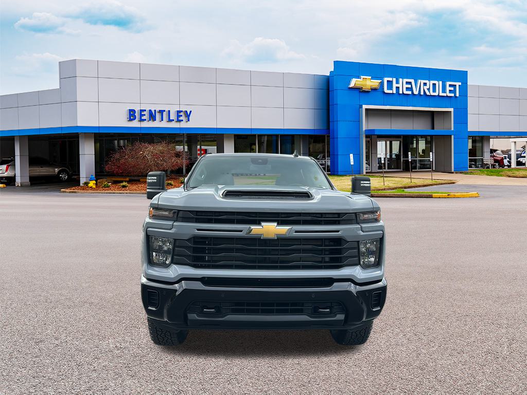 2025 Chevrolet Silverado Custom 8