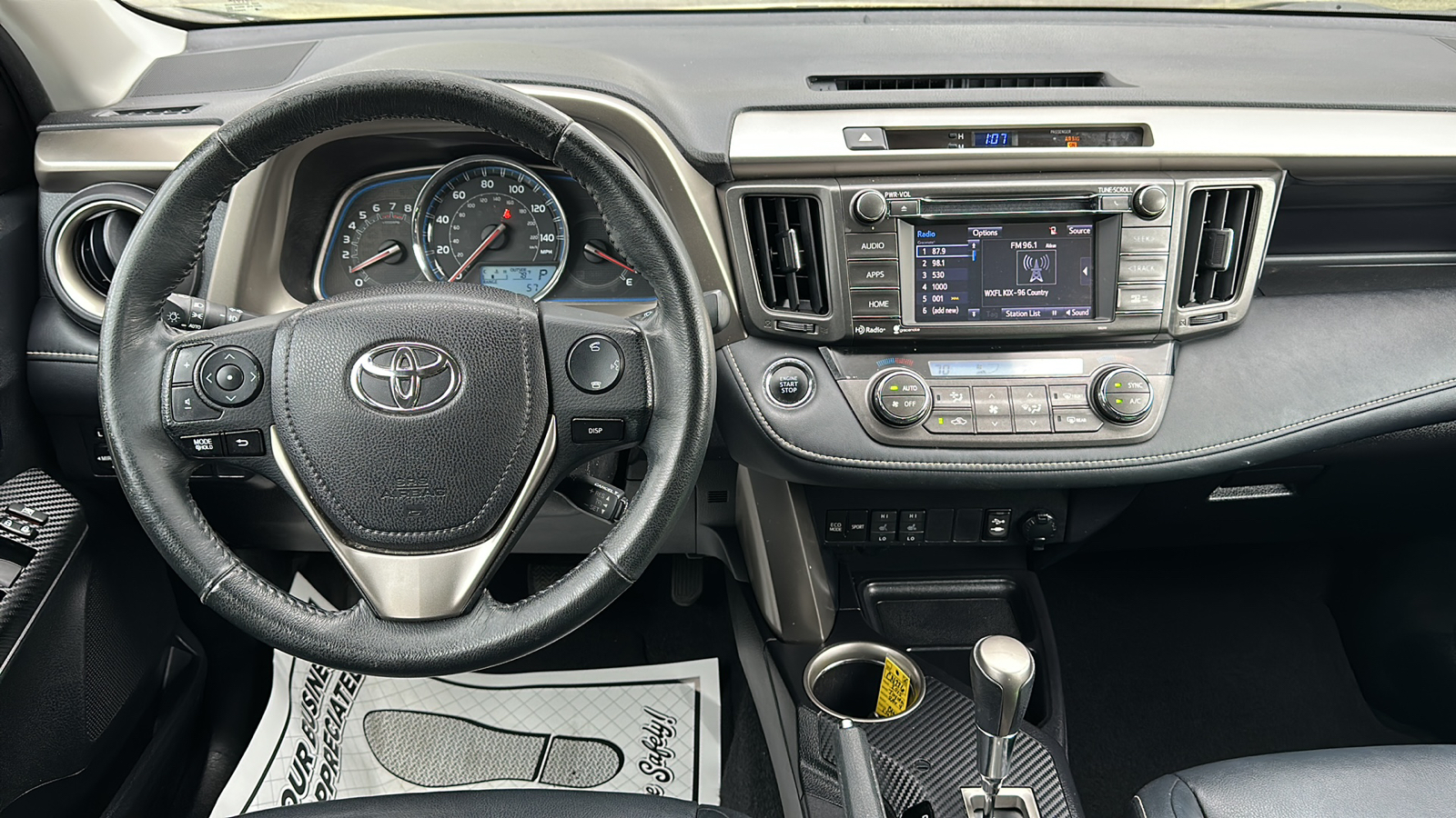 2015 Toyota RAV4 Limited 12