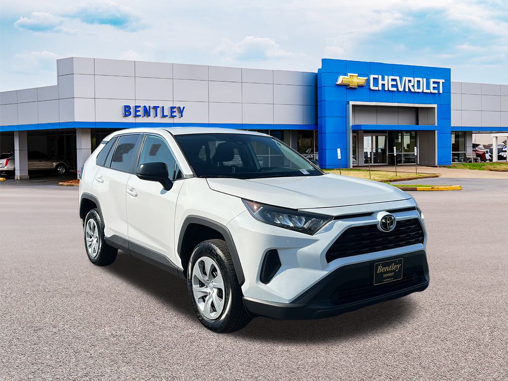 2022 Toyota RAV4 LE 7