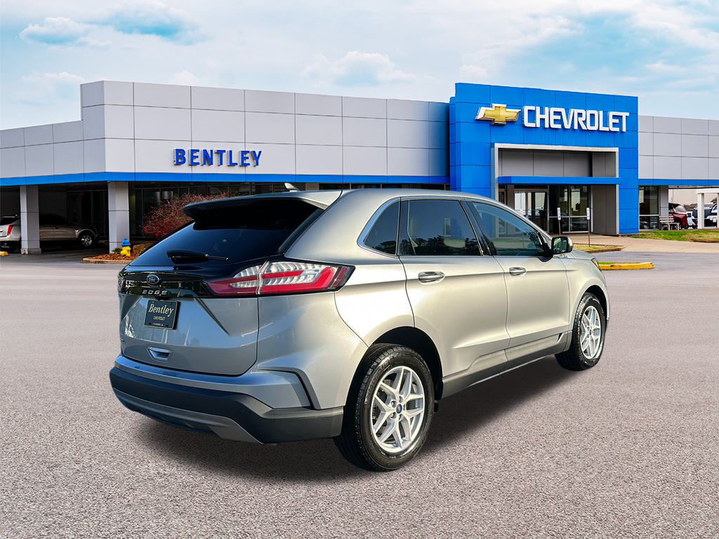 2021 Ford Edge SEL 3