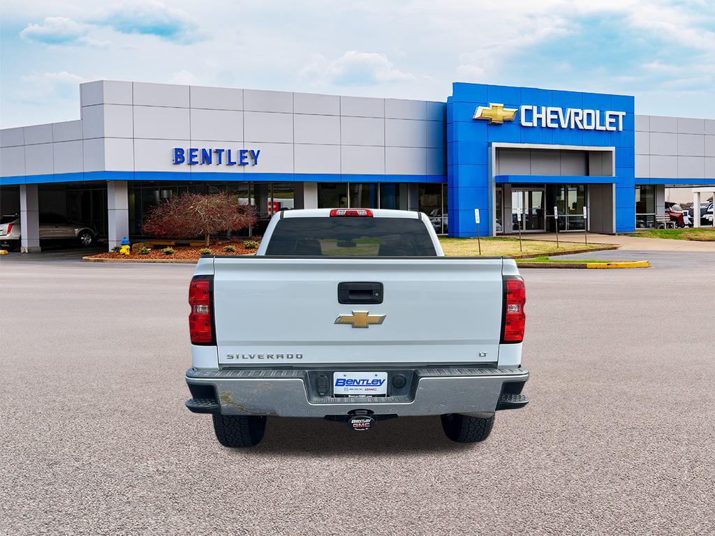 2017 Chevrolet Silverado LT 4