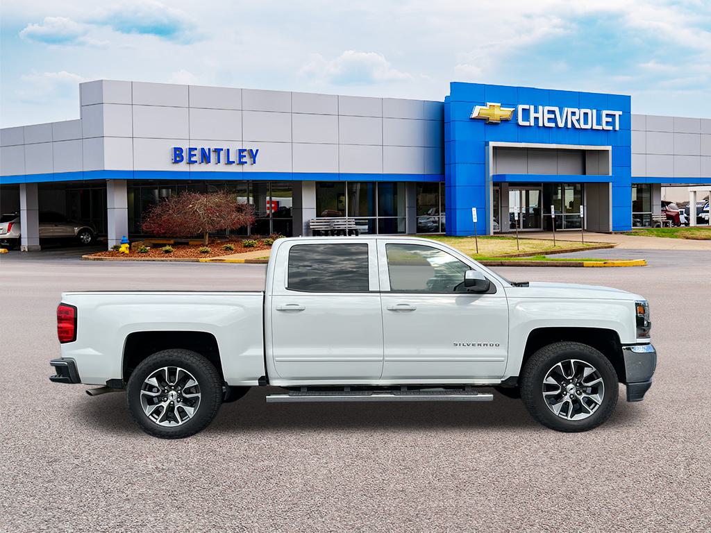 2017 Chevrolet Silverado LT 6