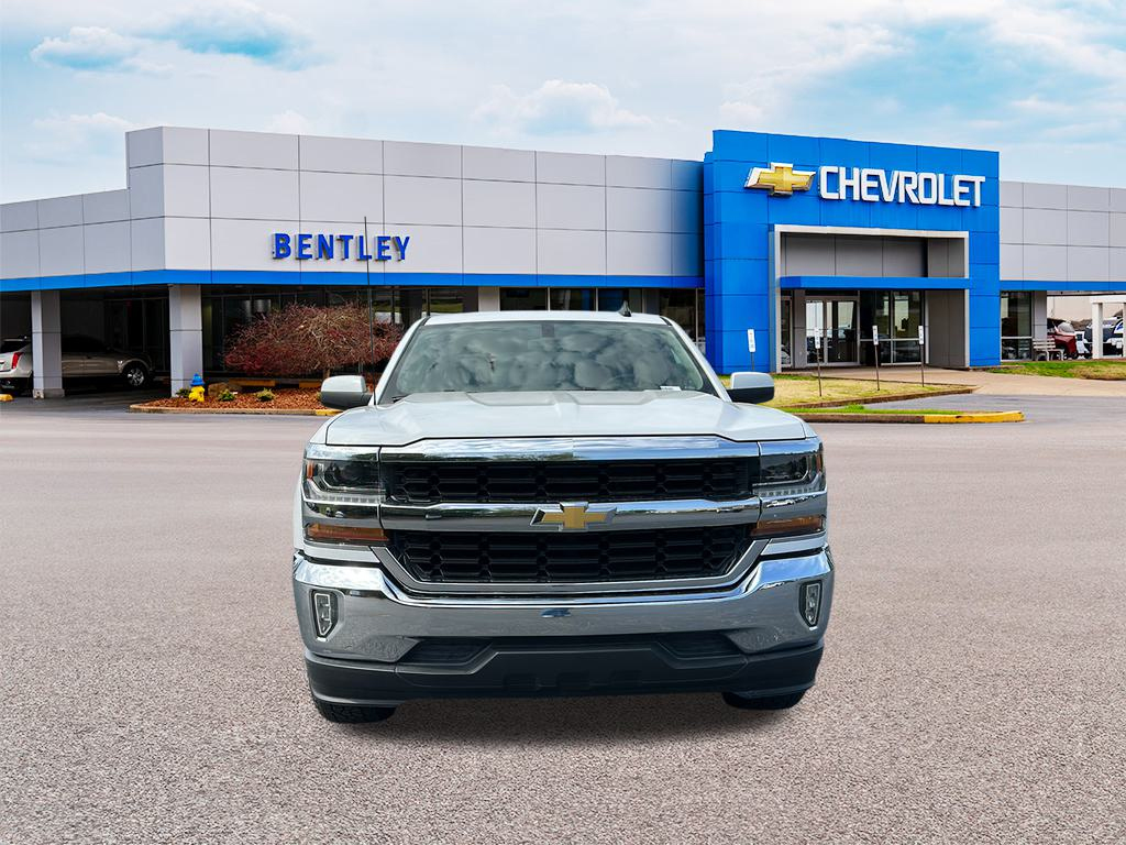 2017 Chevrolet Silverado LT 8