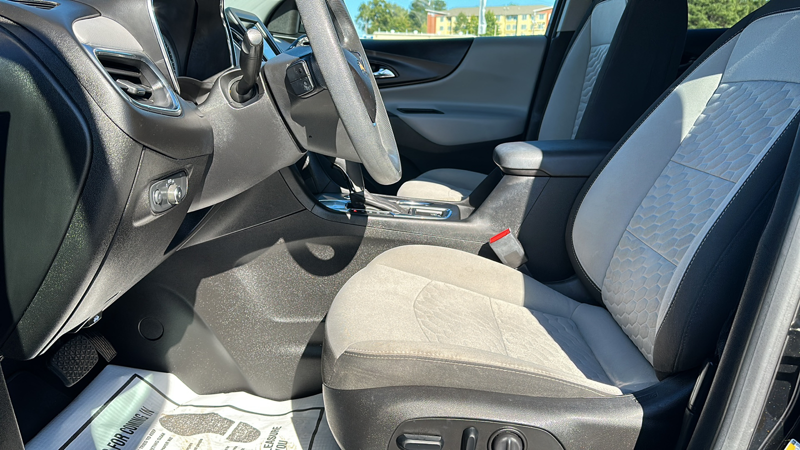 2019 Chevrolet Equinox LS 10