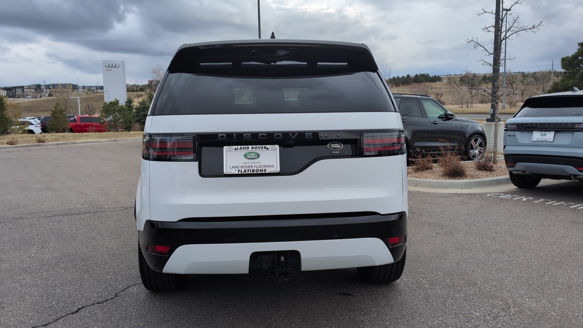2023 Land Rover Discovery S R-Dynamic 6