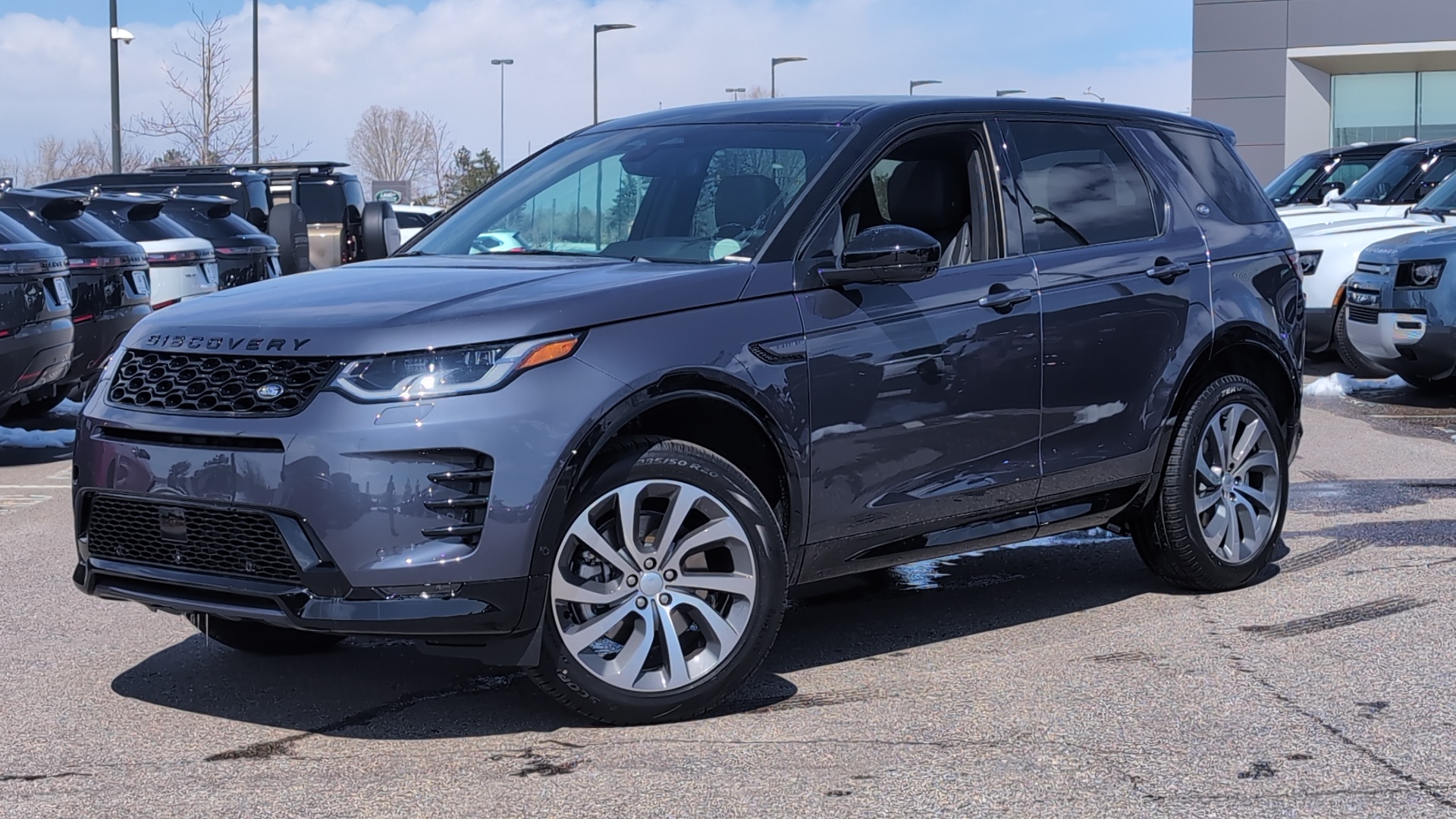 2024 Land Rover Discovery Sport SE 1
