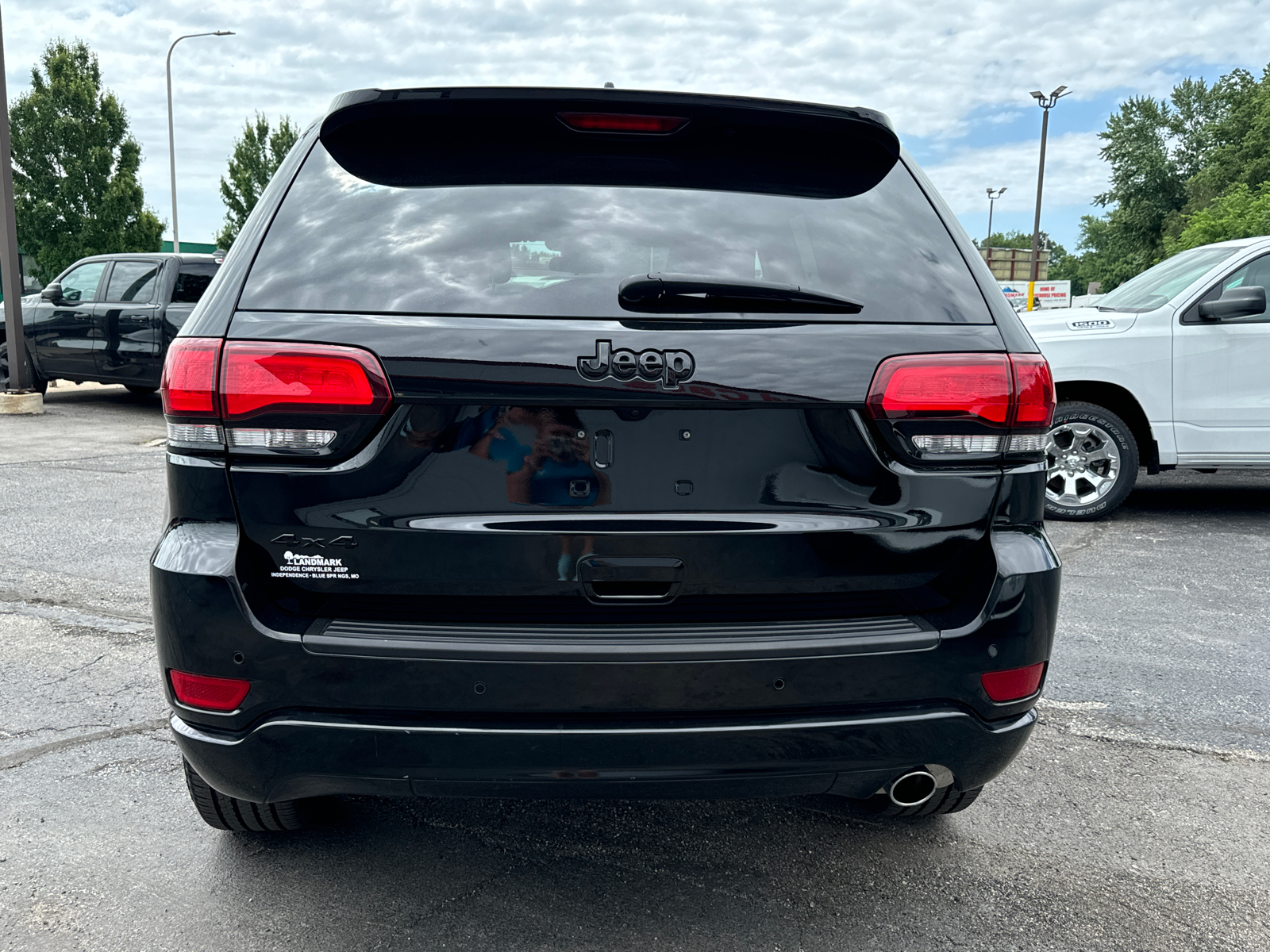 2021 JEEP GRAND CHEROKEE Laredo X 4