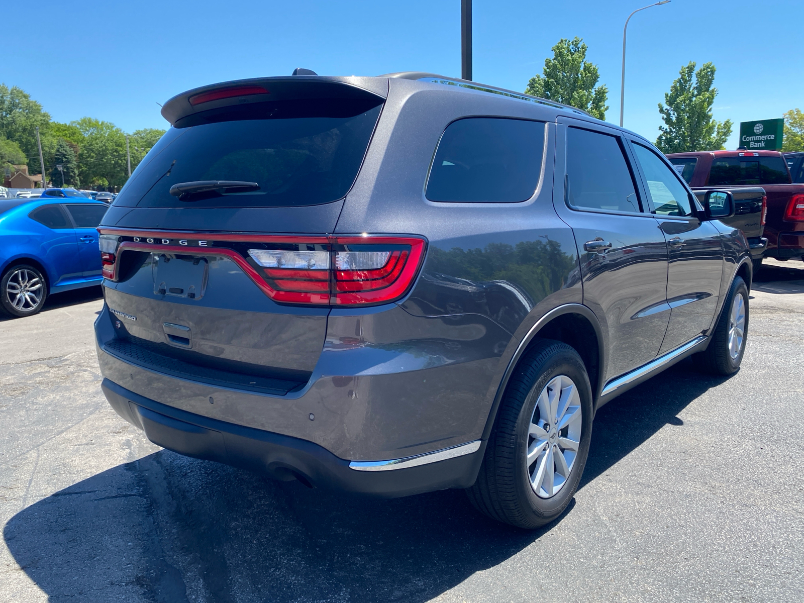 2021 DODGE DURANGO SXT Plus 5